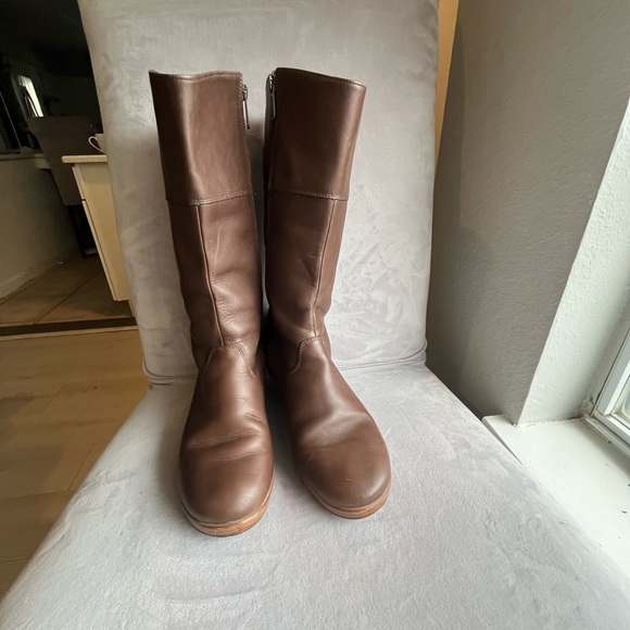 Crocs A-Leigh Leather Wedge Brown‎ Boots - Picture 1 of 8